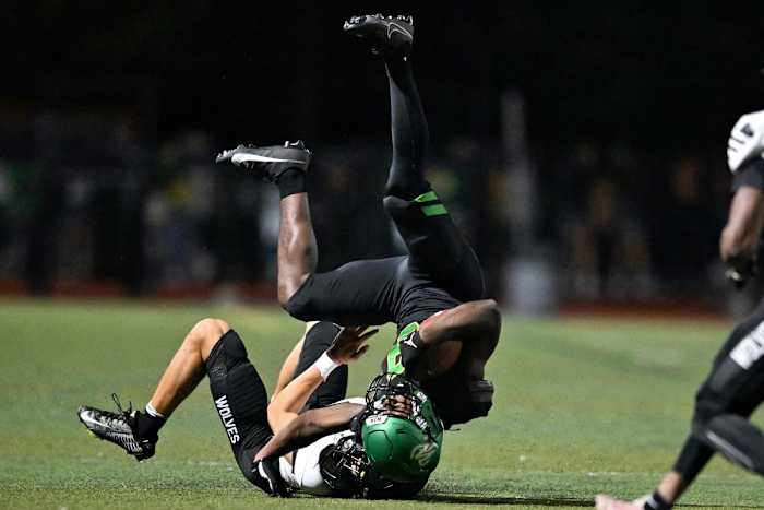 a West Linn Tualatin football Oregon October 5 2023 Leon Neuschwander 54